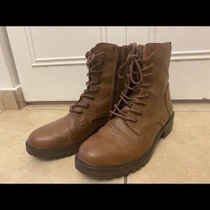 Target Combat Boots